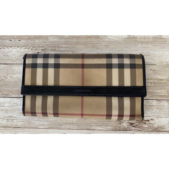 Burberry Wallet Women’s Large Tartan plaid Bifold Authentic - Picture 1 of 16